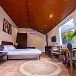 May Tropical Villas 2