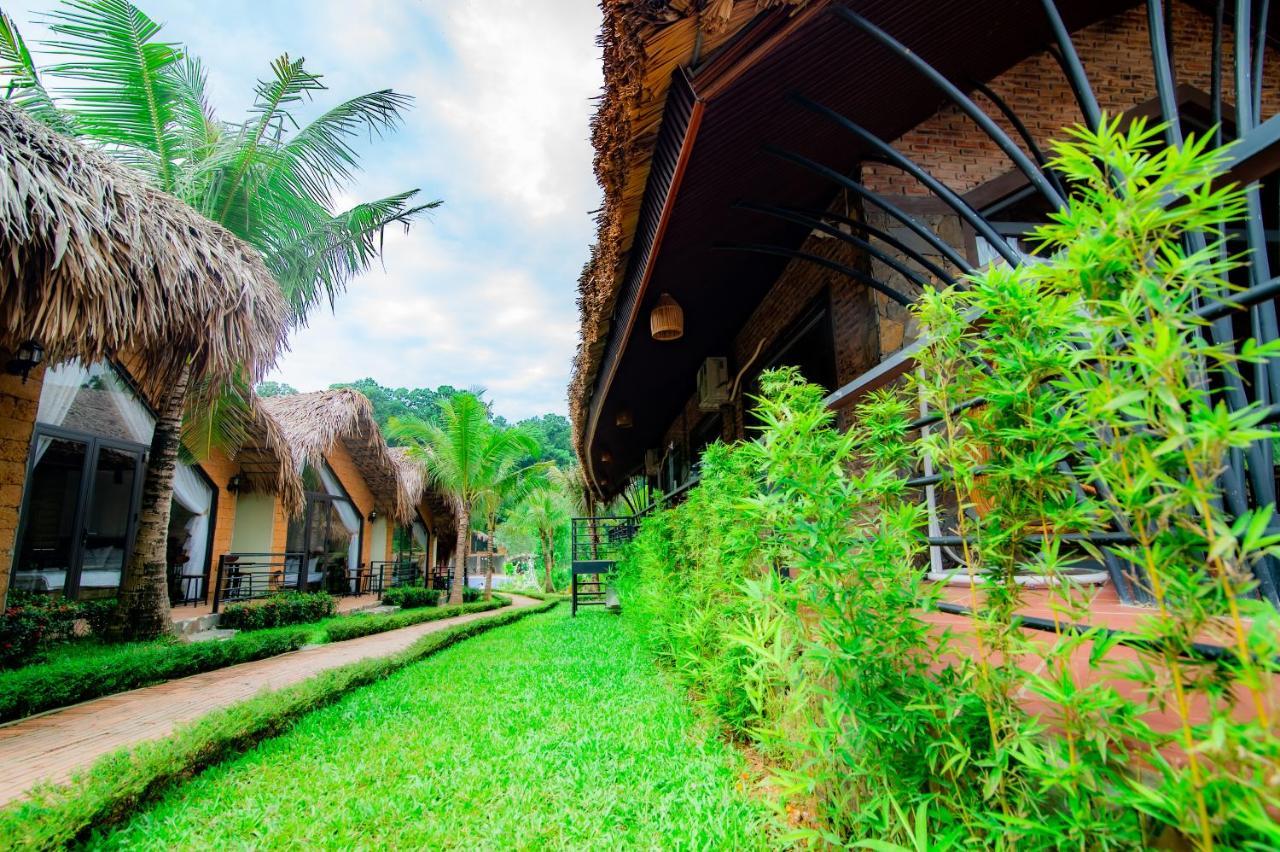 Khu nghỉ mát Tropical 2 4*
